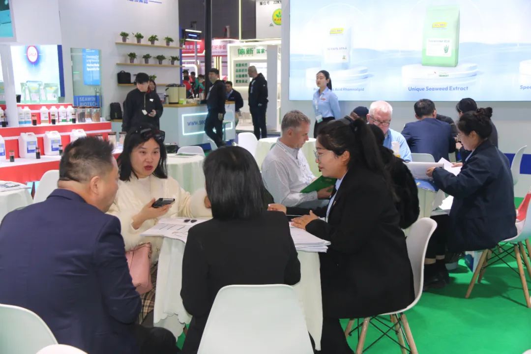 金牌赞助企业海大生物全新亮相上海CAC国际农化展,以科技实力献礼25周年