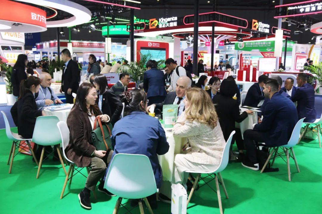 金牌赞助企业海大生物全新亮相上海CAC国际农化展,以科技实力献礼25周年